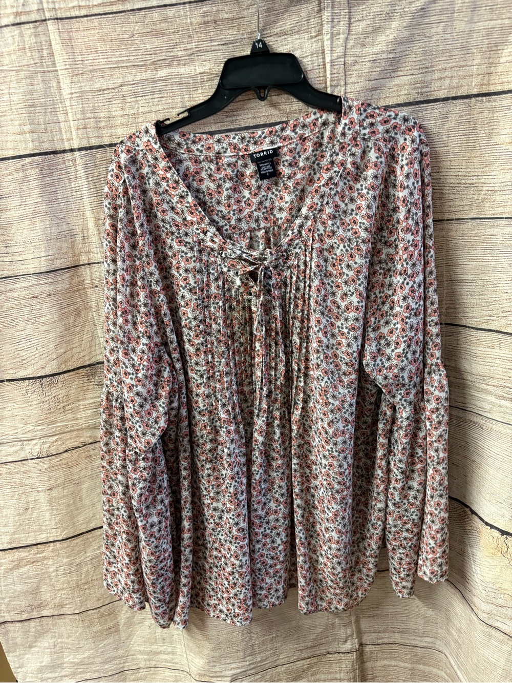 😍 Torrid Floral Lace-Up Peasant Blouse in Multi-Pink